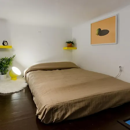 Mango Central Apartments *